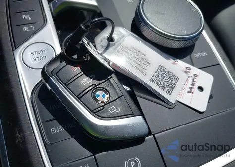 2024 BMW 3 Series 330E из США, поврежденный, VIN 3MW39FF03R8E18890